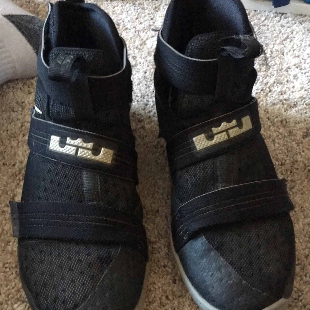 LeBron Soldier Size 7 - Picture 4 of 6